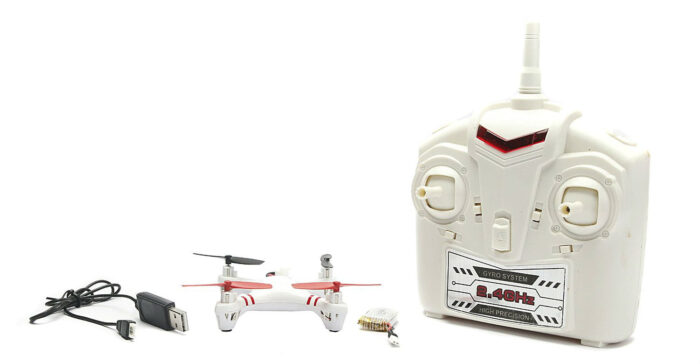 White 6 Axis Gyro Quadcopter With Blade Protection